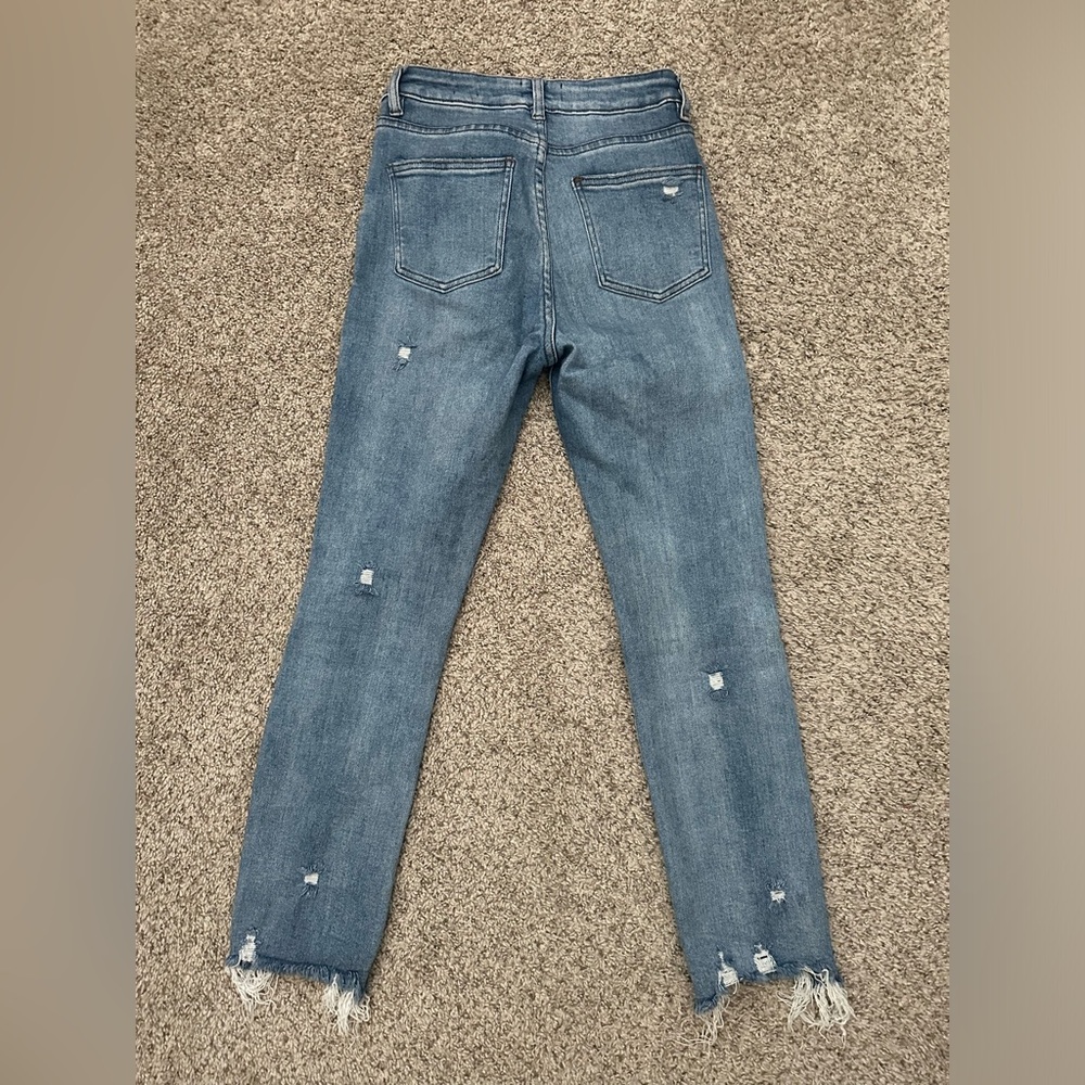 Light Wash Ripped Jeans - Picture 5 of 6